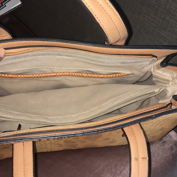 Bag - Picture 3 of 4